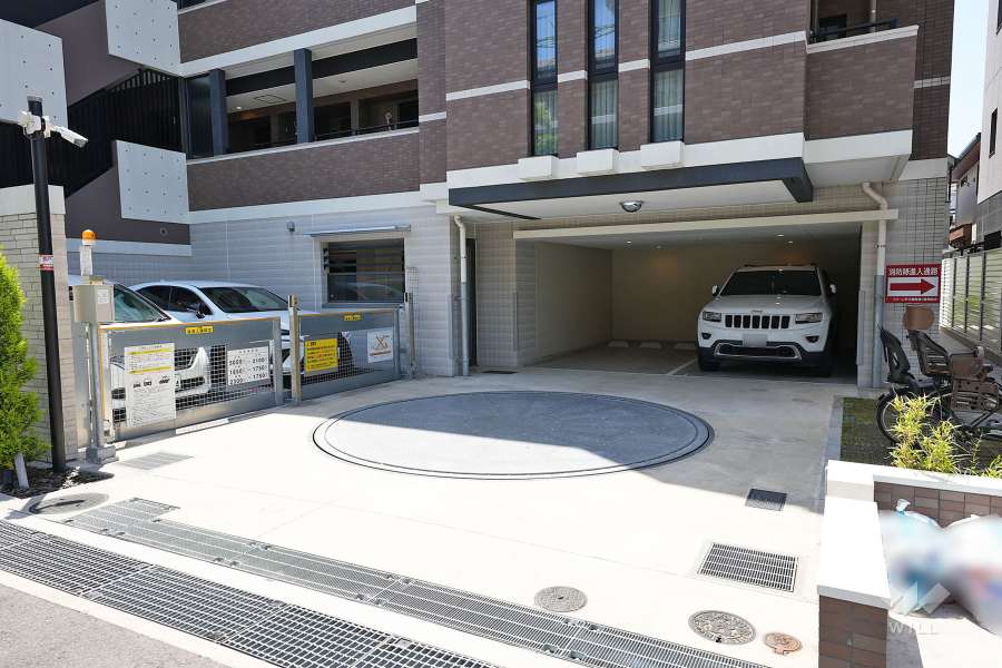 敷地内駐車場（屋外機械式・屋内平面式）