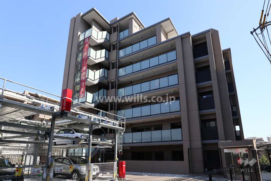 サンメゾン北千里古江台の外観（北西側から）