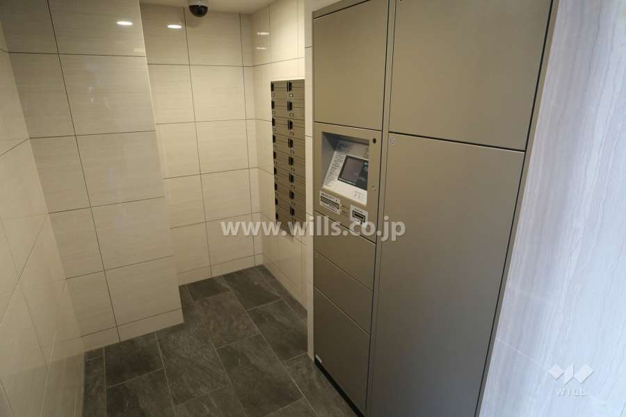 共用ポストと宅配ボックス