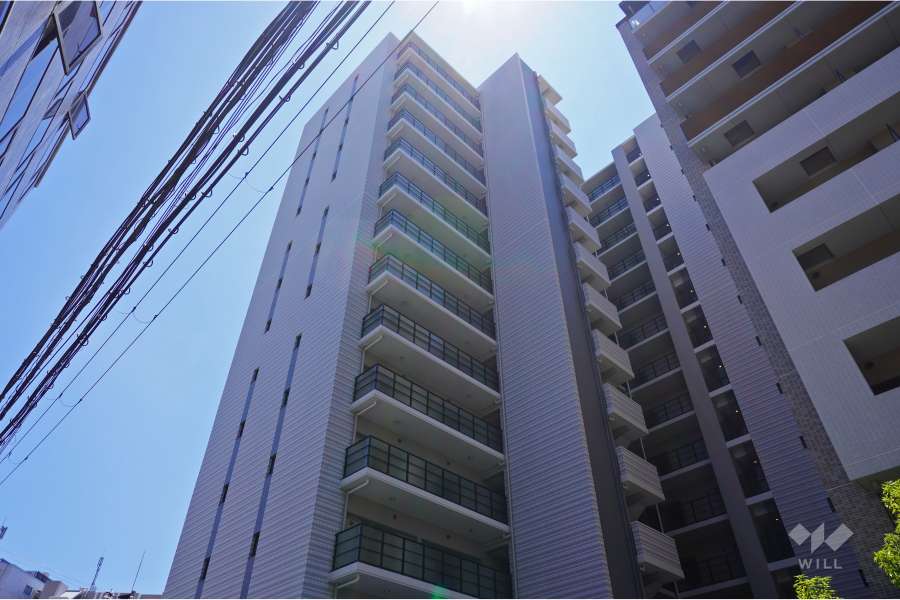 グランアッシュ江坂の外観（北東側から）