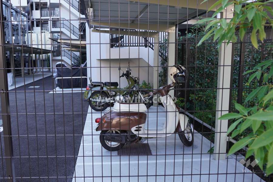 バイク置場