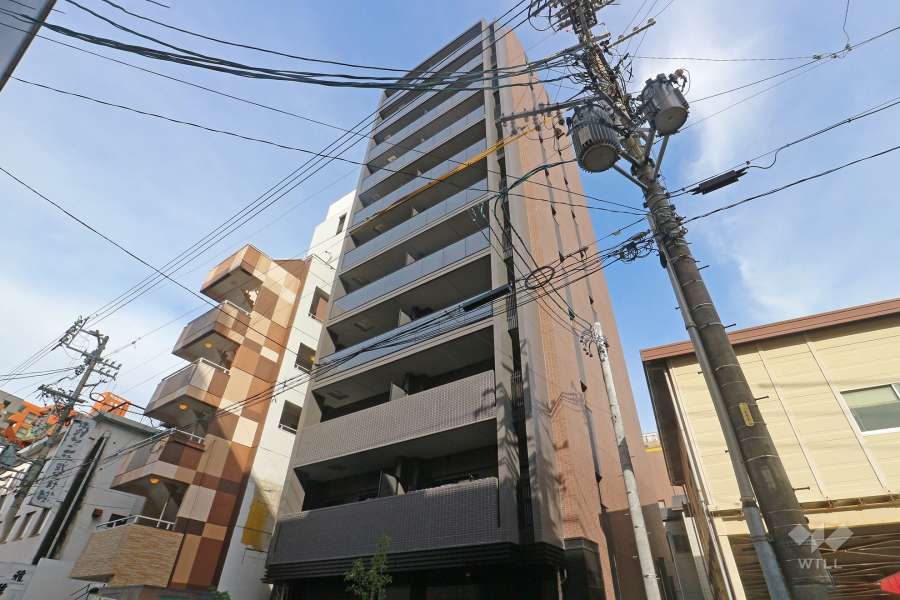 オープンレジデンシア名古屋栄estの外観（南東側から）