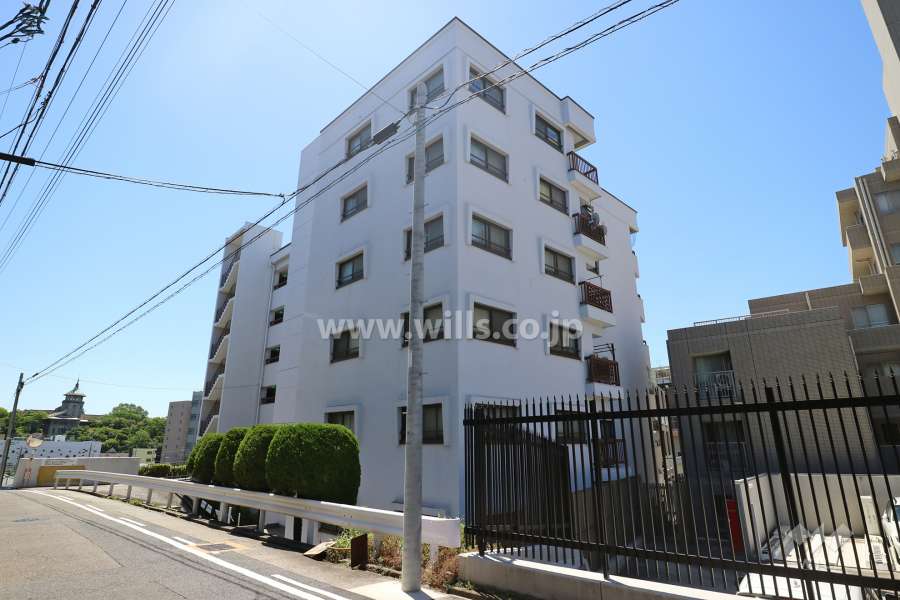 マンション月見台の外観(北西側から)