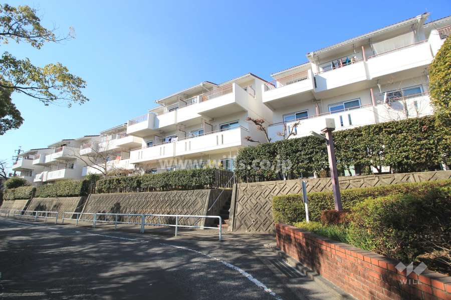 八事元町第２住宅２号棟の外観（南東側から）