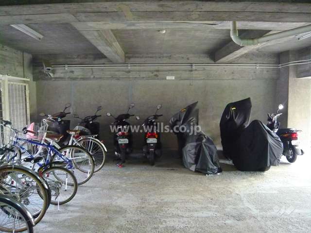 バイク置場
