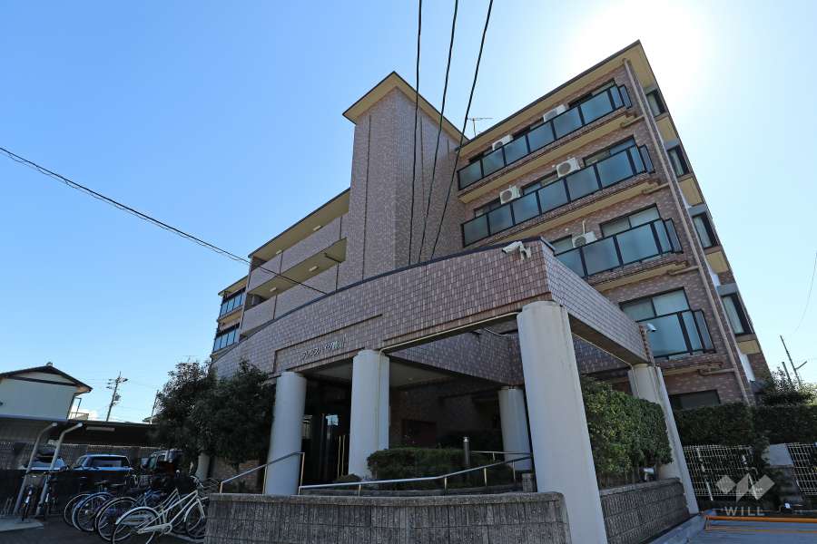 プリンスハイツ勝川の外観（北西側から）
