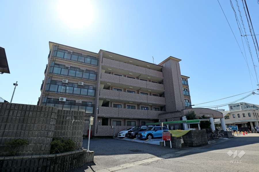 プリンスハイツ勝川の外観(北東側から）