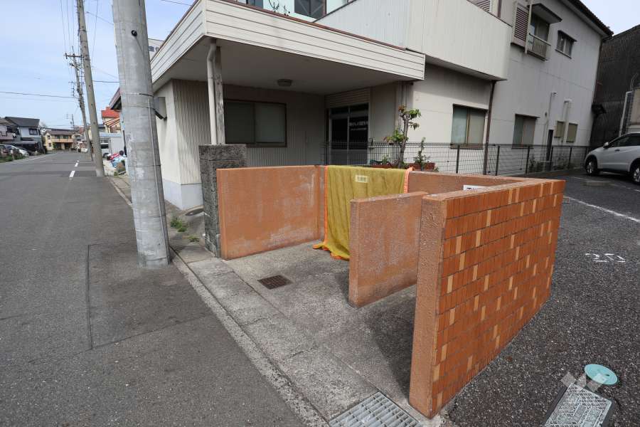 ゴミ置き場
