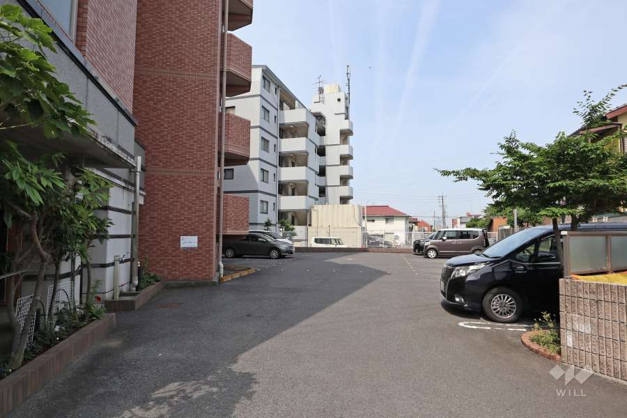 敷地内駐車場（屋外平面式）