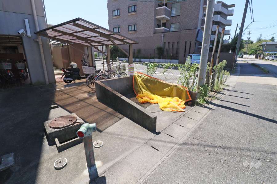 ゴミ置き場