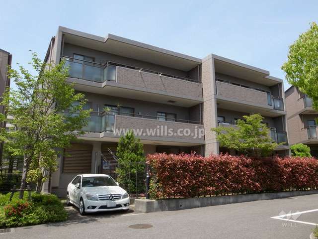 グランドメゾン東豊中ＷＥＳＴ6番館の外観（南側から）
