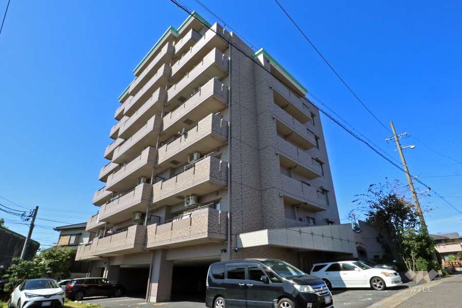 カルティア春日井の外観（南東側から）