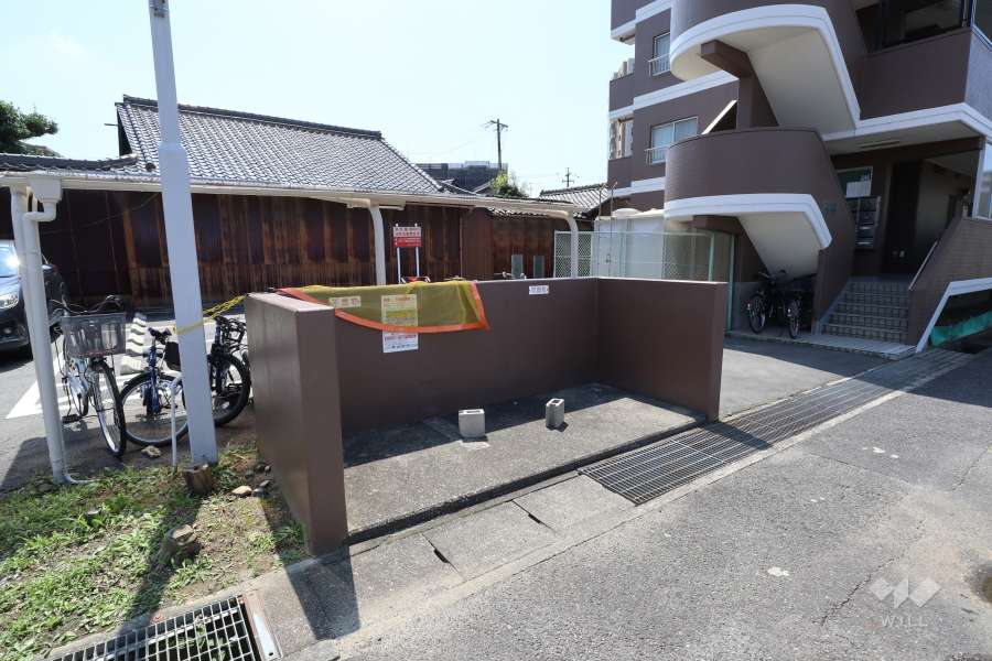 ゴミ置き場