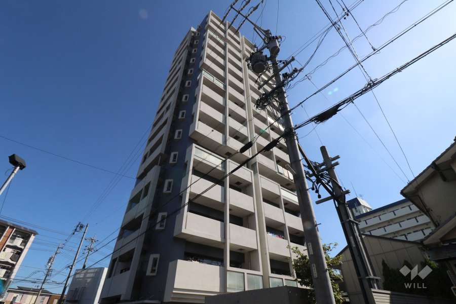 シュロア春日井プレミアムタワーの外観(南西側から）