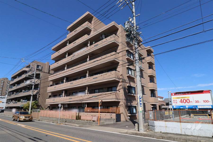プロッシー関田の外観(南東側から）