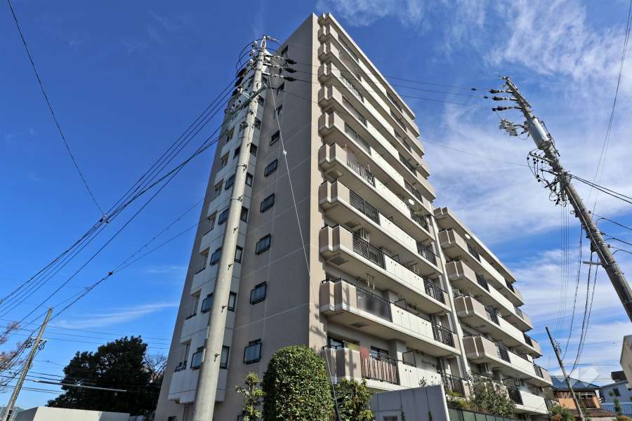 シーアイマンション高蔵寺の外観（南西側から）