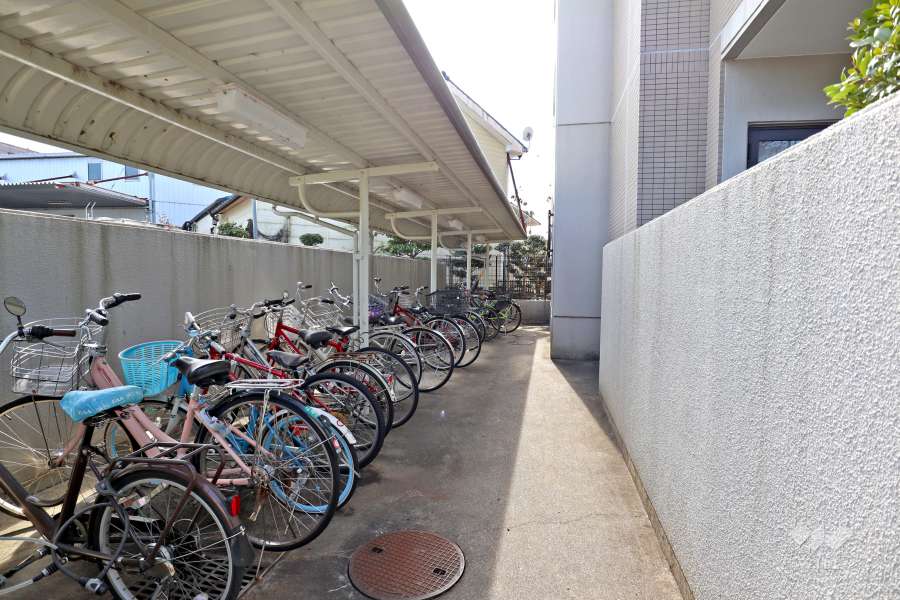 シーアイマンション高蔵寺駐輪場