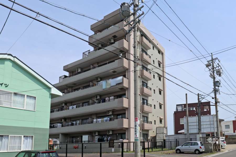 サンライズ大国屋館春日井2の外観（南側から）