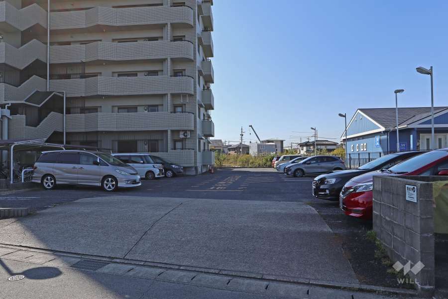 敷地内駐車場（屋外平面式）