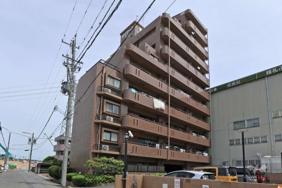 ダイナース御幸弐番館の外観（南西側から）