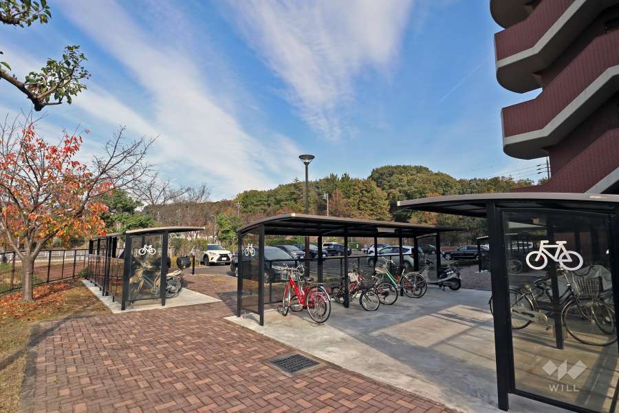 屋根付きの駐輪場
