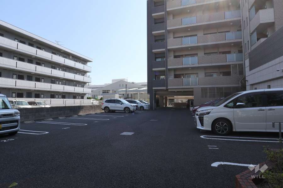 敷地内駐車場（屋外平面式）