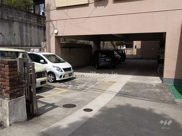 敷地内駐車場（平面式）