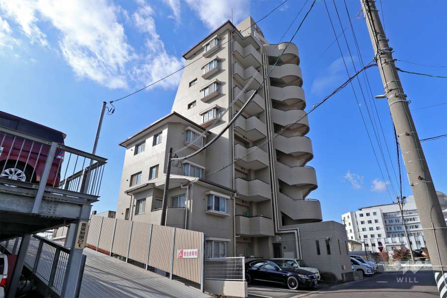 ベルピア2の外観（北東側から）