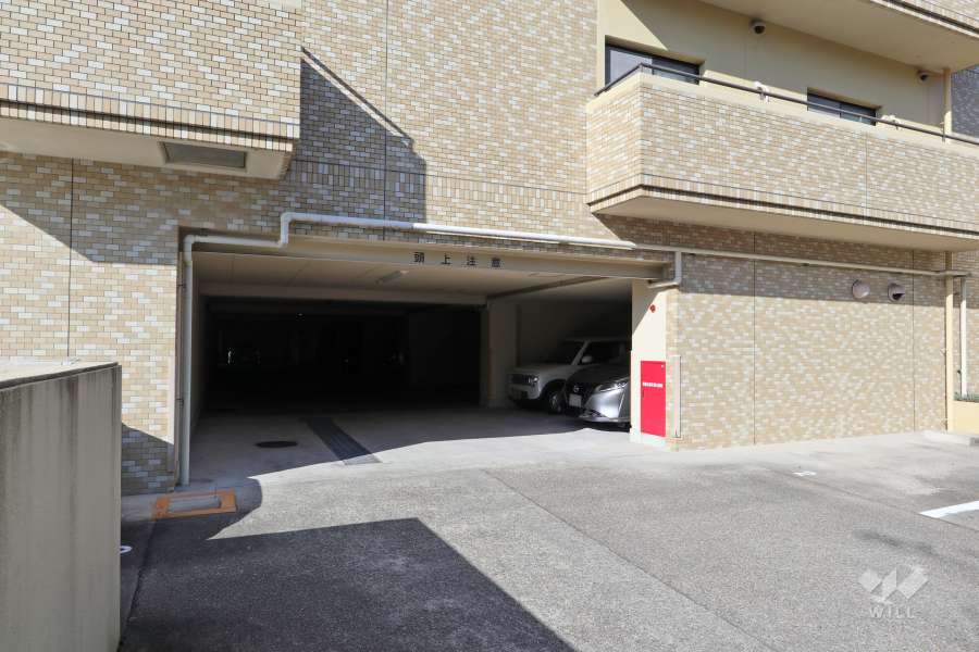 敷地内駐車場（屋内平面式）