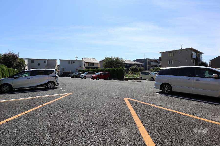 敷地内駐車場（屋外平面式）
