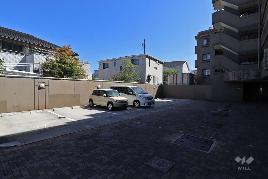 敷地内駐車場（屋外平面式）