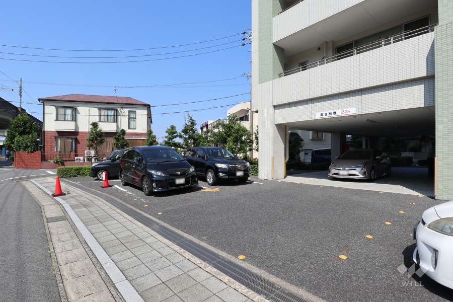 敷地内駐車場（屋外平面式・屋内平面式）