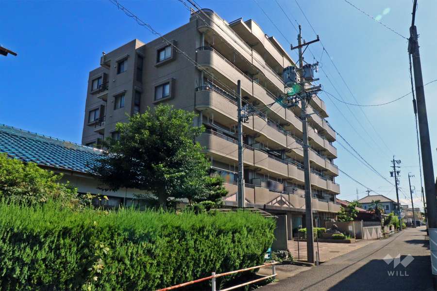ライオンズマンション春日井の外観（南西側から）