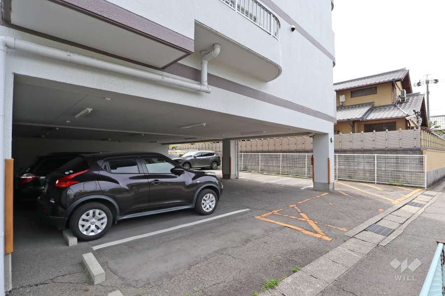 敷地内駐車場（屋内平面式・屋外平面式）