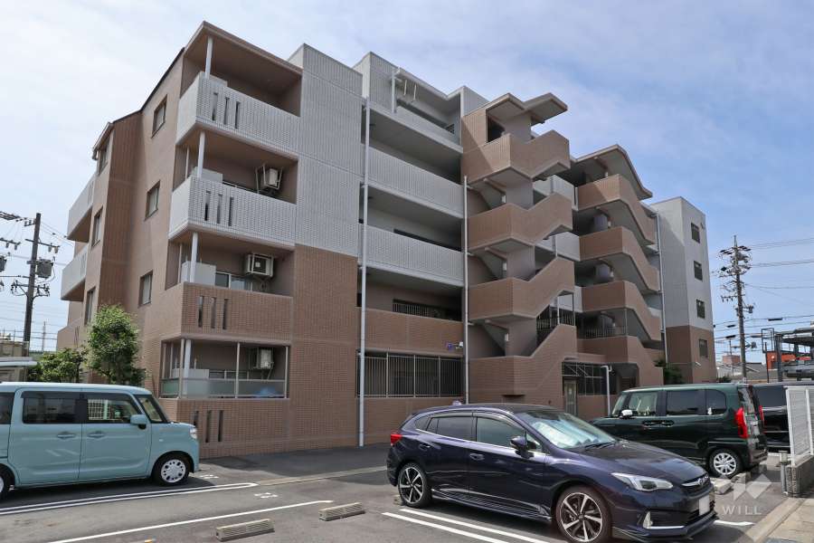 キャッスルハイツ勝川の外観（北西側から）