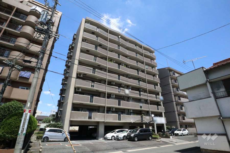 バンベール春日井の外観(南西側から）