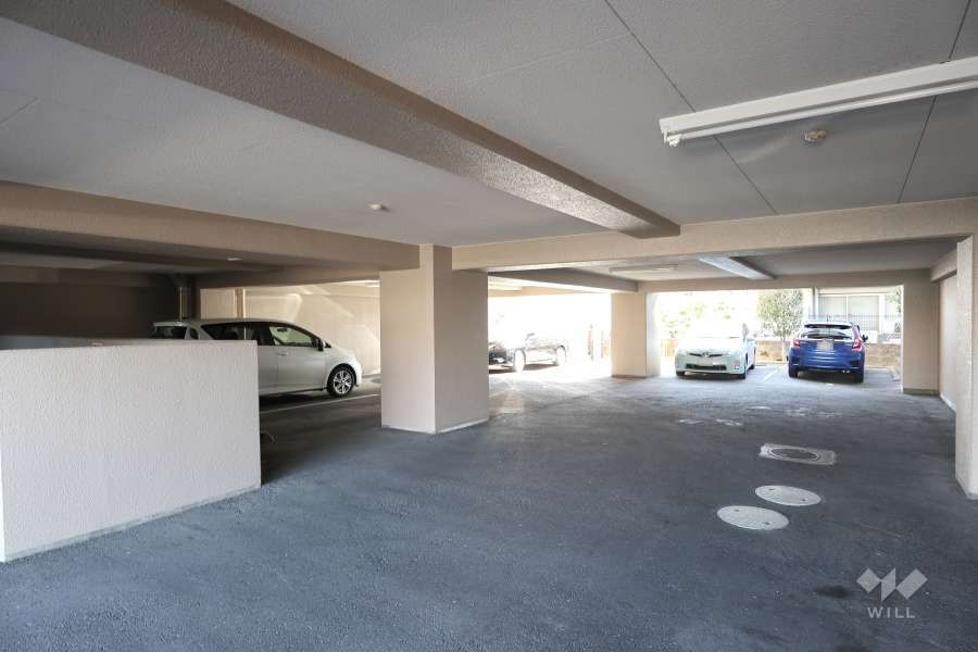 敷地内駐車場（屋内平面式）