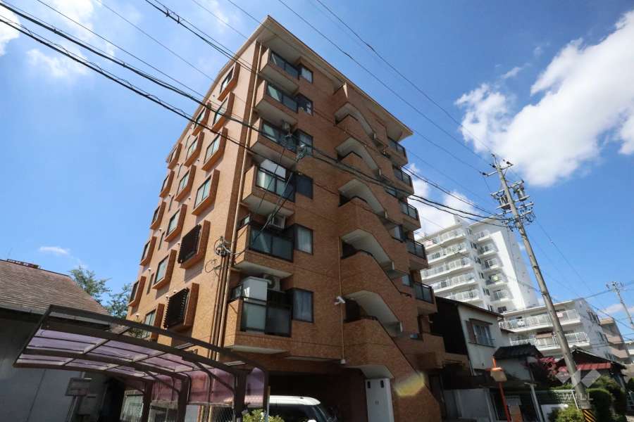 第2上条プリンスハイツの外観（北東側から）