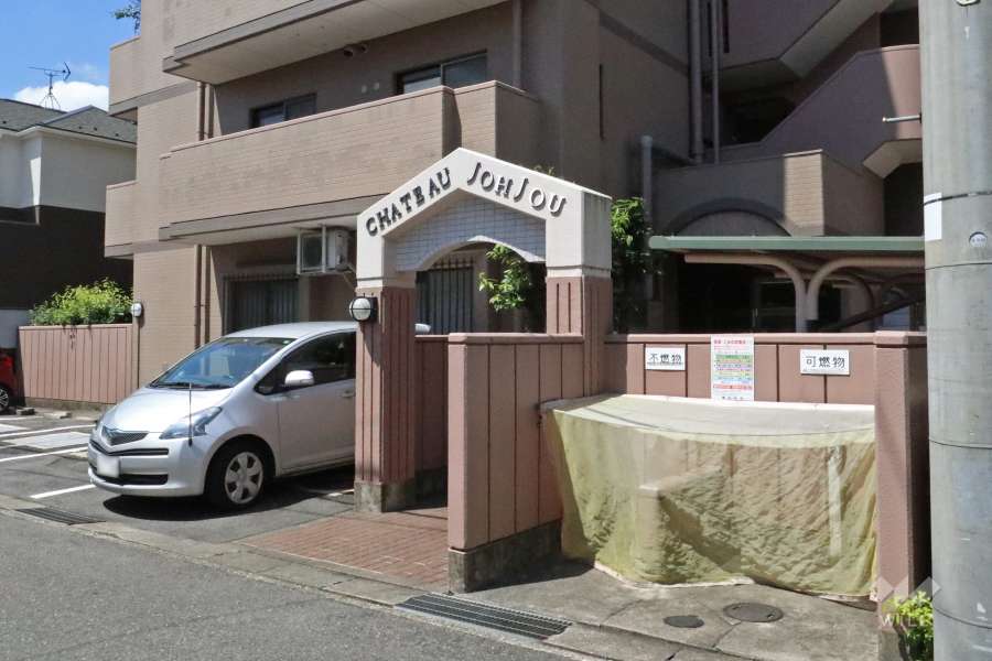 エントランスアプローチ