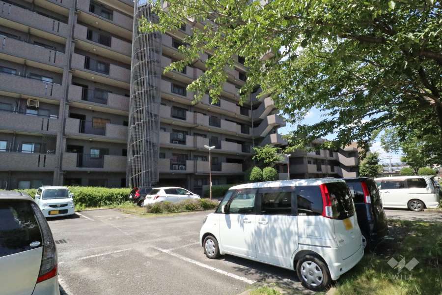 敷地内駐車場（屋外平面式）