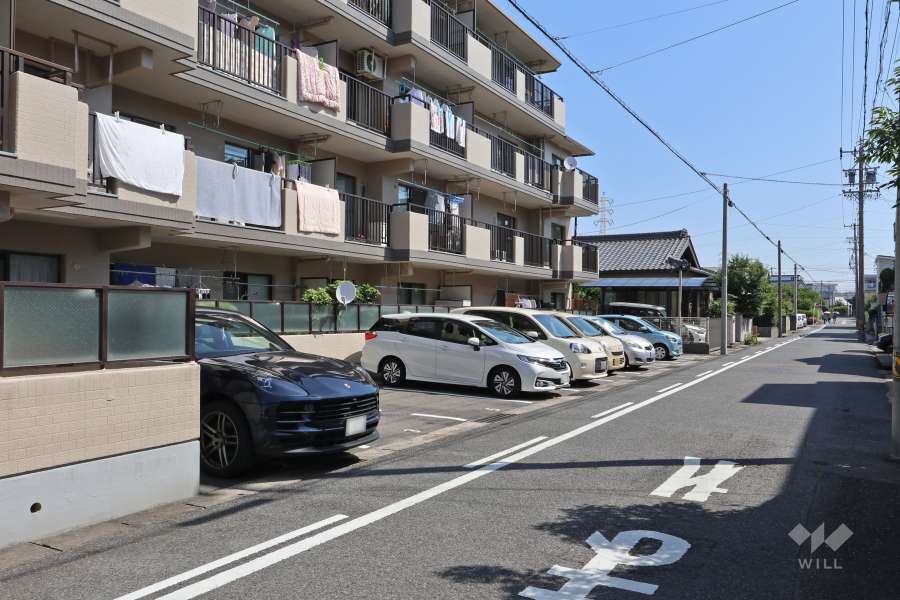 敷地内駐車場（屋外平面式）