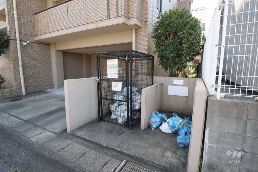 ゴミ置き場
