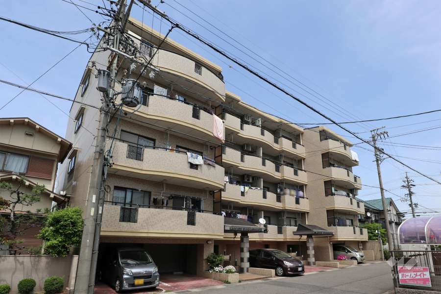 レインボー西本町の外観