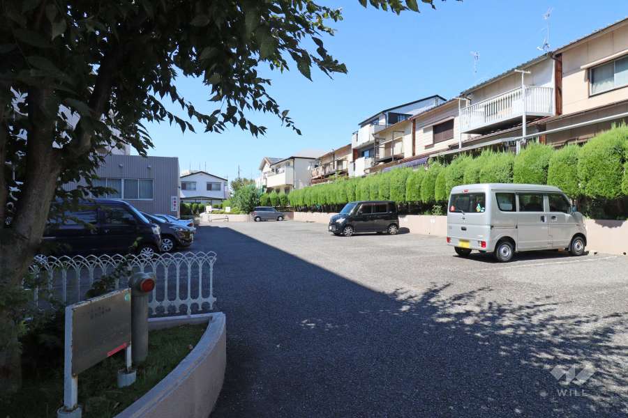 敷地内駐車場（屋外平面式）