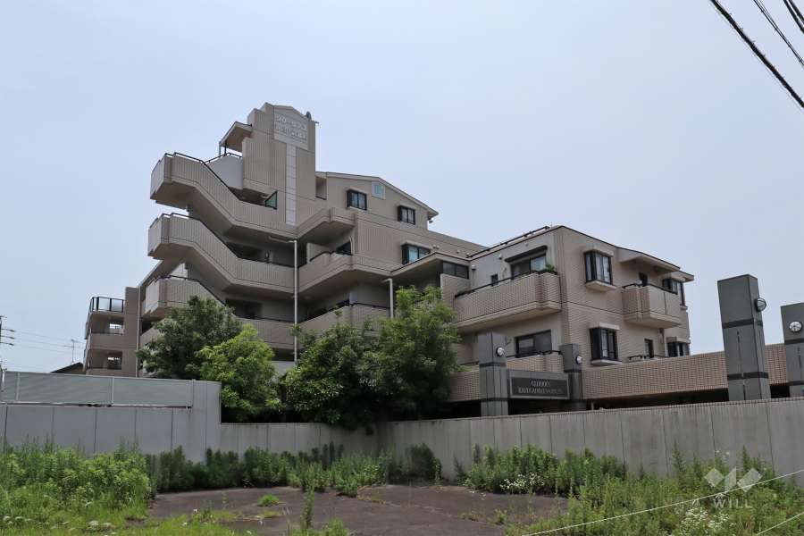 グローリアス春日井前並町の外観（北西側から）