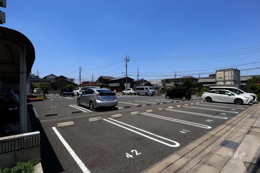 敷地内駐車場（屋外平面式）