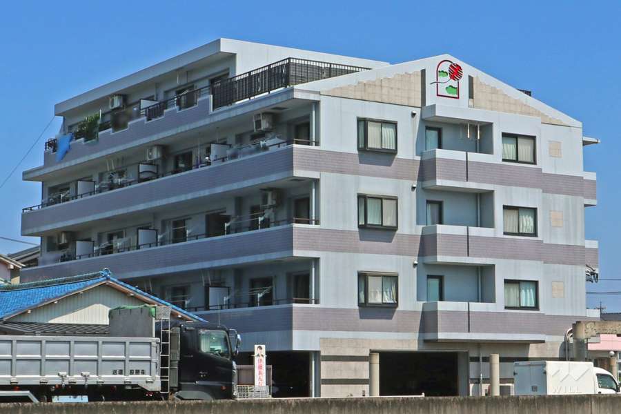 プリミエール勝川2の外観（東南側から）