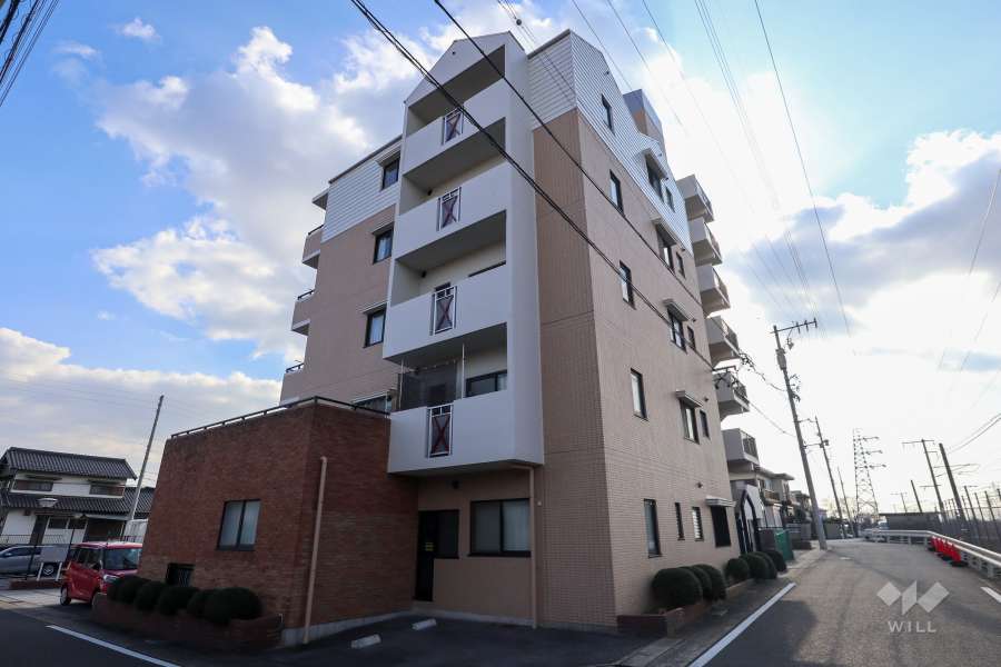ファーストコレクション神領の外観（北東側から）