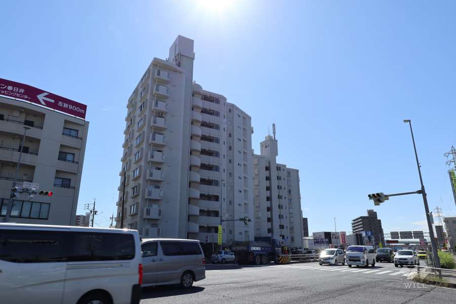 シャトー勝川Bの外観（北側から）