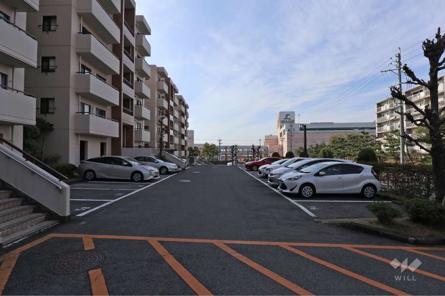 敷地内駐車場（屋外平面式）